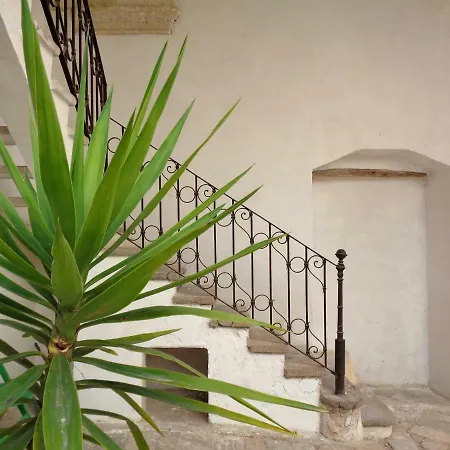 Апартаменты Salento Centro Storico Con Corte Antica *